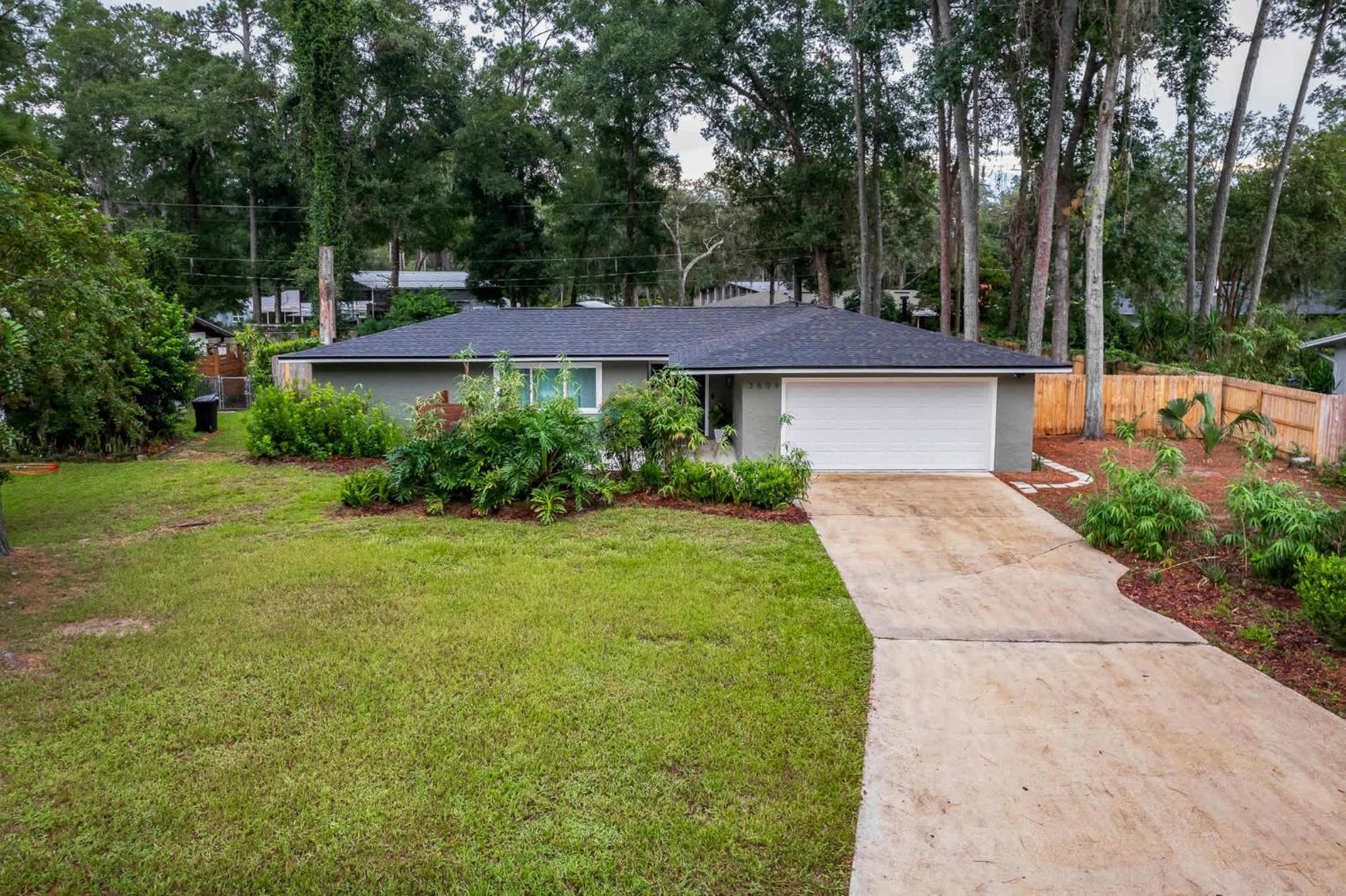 The Monterey -- Private Pool & Grill - 4 King Beds Villa Gainesville Exterior photo