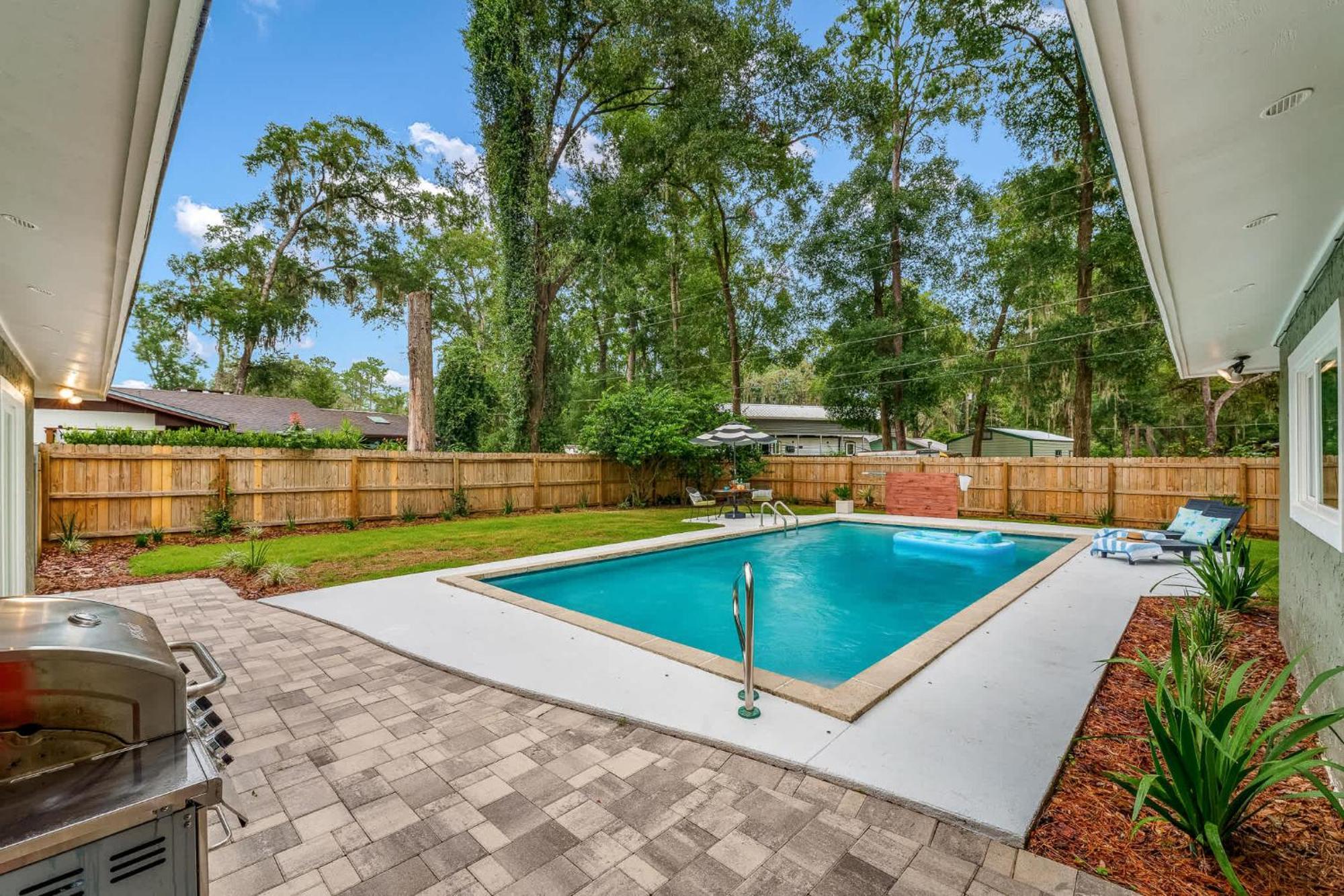 The Monterey -- Private Pool & Grill - 4 King Beds Villa Gainesville Exterior photo